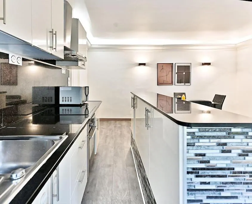 Apartment Appartement Ensoleille Proche Buttes Chaumont Paris