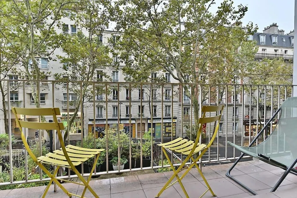 Appartement Ensoleille Proche Buttes Chaumont Paris France